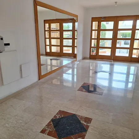 Apartment Sunshine, Strovolos - *