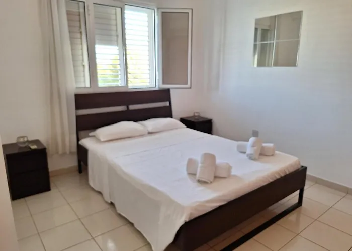 アパート Sunshine, Strovolos -