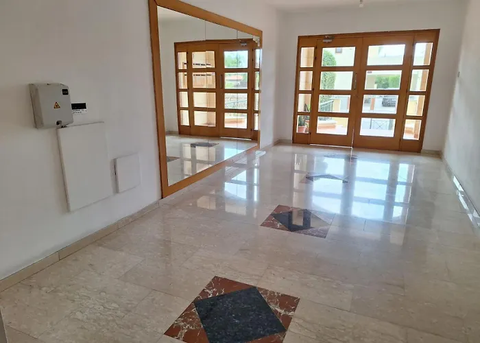 Διαμέρισμα Sunshine, Strovolos - *