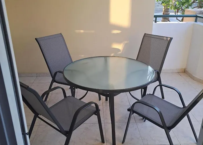 Sunshine, Strovolos -