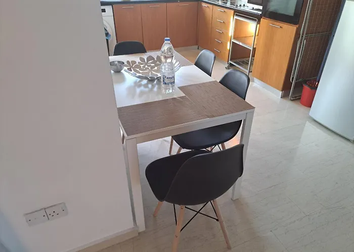 Sunshine, Strovolos - * Λευκωσία